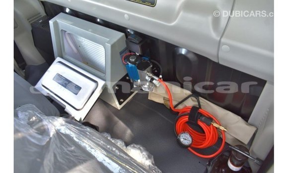Buy Import Toyota Land Cruiser Other Car in Import - Dubai in Dhufar Buy Import Toyota Land Cruiser Other Car in Import - Dubai in Dhufar