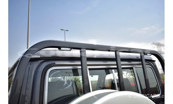 Buy Import Toyota Land Cruiser Other Car in Import - Dubai in Dhufar Buy Import Toyota Land Cruiser Other Car in Import - Dubai in Dhufar