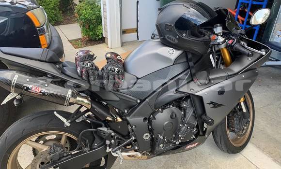 Buy Used Yamaha R1 Beige Bike in Muscat in Masqat Buy Used Yamaha R1 Beige Bike in Muscat in Masqat