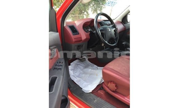 Buy Import Toyota Hilux Red Car in Import - Dubai in Dhufar Buy Import Toyota Hilux Red Car in Import - Dubai in Dhufar