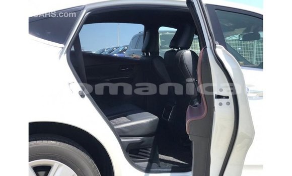 Buy Import Toyota Harrier White Car in Import - Dubai in Dhufar Buy Import Toyota Harrier White Car in Import - Dubai in Dhufar