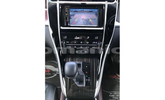 Buy Import Toyota Harrier White Car in Import - Dubai in Dhufar Buy Import Toyota Harrier White Car in Import - Dubai in Dhufar
