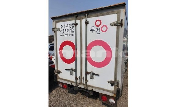 Buy Import Kia Carens White Car in Import - Dubai in Dhufar Buy Import Kia Carens White Car in Import - Dubai in Dhufar