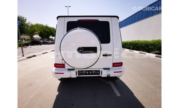 Buy Import Mercedes-Benz 190 White Car in Import - Dubai in Dhufar Buy Import Mercedes-Benz 190 White Car in Import - Dubai in Dhufar