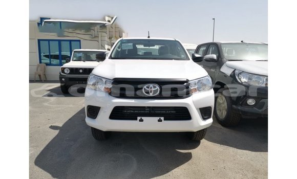 Buy Import Toyota Hilux White Car in Import - Dubai in Dhufar Buy Import Toyota Hilux White Car in Import - Dubai in Dhufar