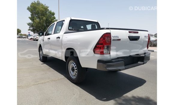 Buy Import Toyota Hilux White Car in Import - Dubai in Dhufar Buy Import Toyota Hilux White Car in Import - Dubai in Dhufar