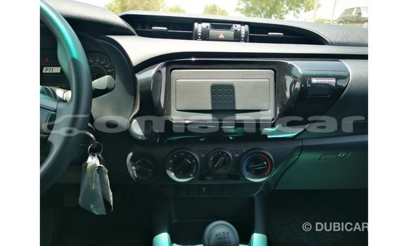 Buy Import Toyota Hilux White Car in Import - Dubai in Dhufar Buy Import Toyota Hilux White Car in Import - Dubai in Dhufar