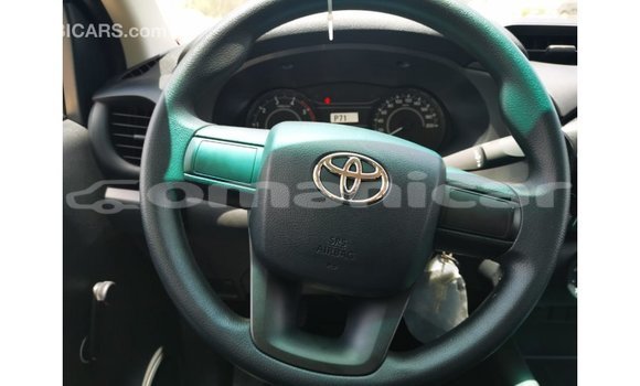 Buy Import Toyota Hilux White Car in Import - Dubai in Dhufar Buy Import Toyota Hilux White Car in Import - Dubai in Dhufar