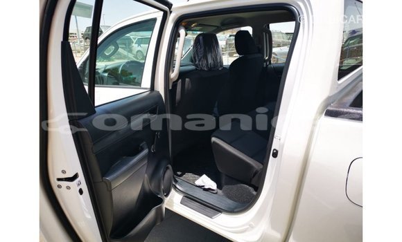 Buy Import Toyota Hilux White Car in Import - Dubai in Dhufar Buy Import Toyota Hilux White Car in Import - Dubai in Dhufar