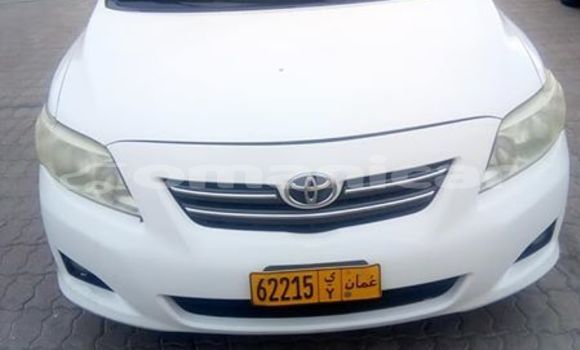 Buy Used Toyota Corolla White Car in Masqat in Masqat Buy Used Toyota Corolla White Car in Masqat in Masqat