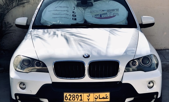 Buy Used BMW X5 White Car in Muscat in Masqat