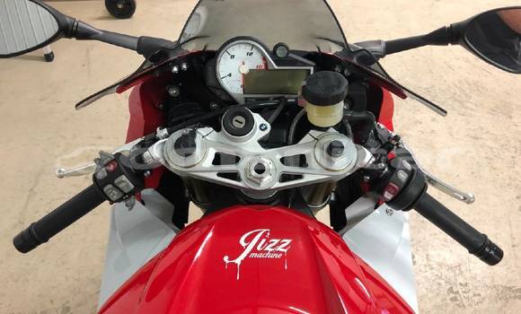 Buy Used BMW S 1000 Red Bike in Muscat in Masqat Buy Used BMW S 1000 Red Bike in Muscat in Masqat