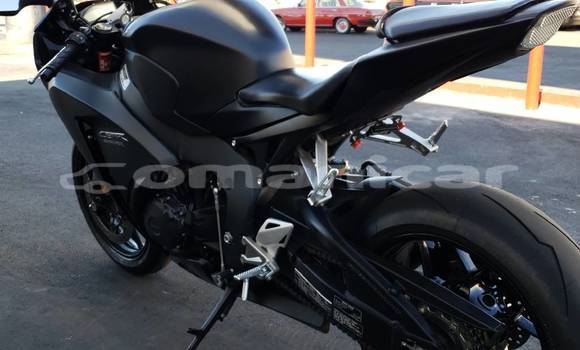 Buy Used Honda CBR Black Bike in al–Mudaybi in ash-Sharqiyah Buy Used Honda CBR Black Bike in al–Mudaybi in ash-Sharqiyah