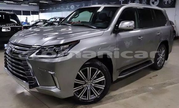 Buy Used Lexus LX 570 White Car in al–Masna'ah in al-Batinah