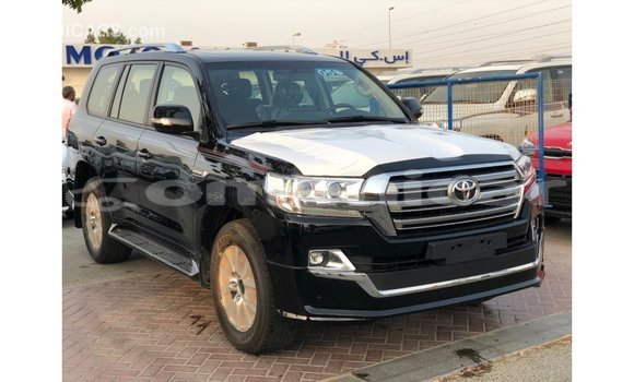 Buy Import Toyota Land Cruiser Black Car in Import - Dubai in Dhufar Buy Import Toyota Land Cruiser Black Car in Import - Dubai in Dhufar
