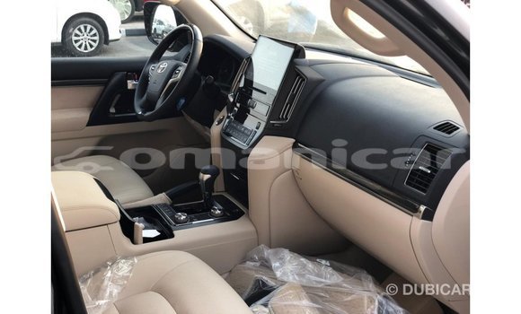 Buy Import Toyota Land Cruiser Black Car in Import - Dubai in Dhufar Buy Import Toyota Land Cruiser Black Car in Import - Dubai in Dhufar
