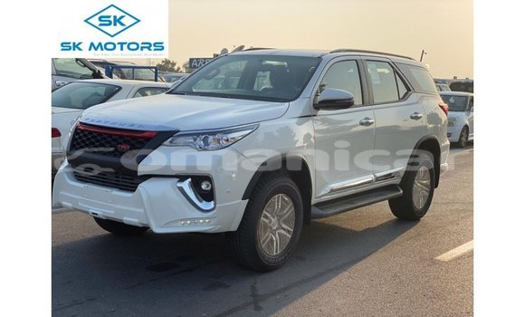 Buy Import Toyota Fortuner White Car in Import - Dubai in Dhufar Buy Import Toyota Fortuner White Car in Import - Dubai in Dhufar