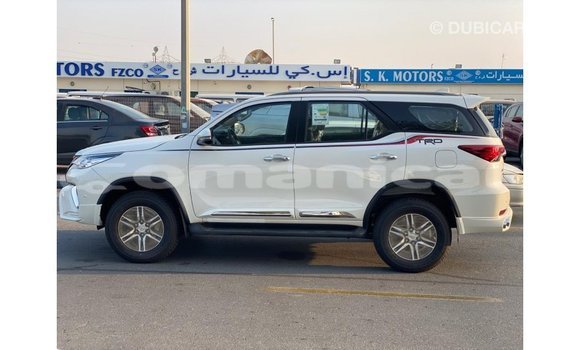 Buy Import Toyota Fortuner White Car in Import - Dubai in Dhufar Buy Import Toyota Fortuner White Car in Import - Dubai in Dhufar
