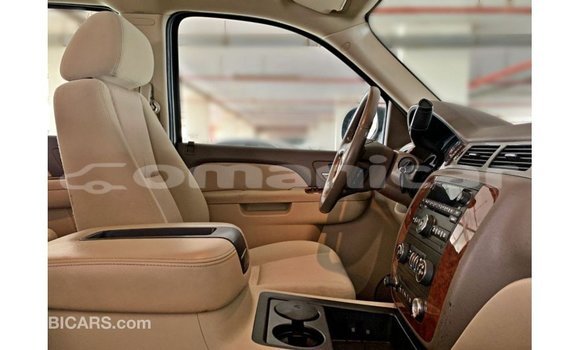 Buy Import Chevrolet Tahoe Other Car in Import - Dubai in Dhufar Buy Import Chevrolet Tahoe Other Car in Import - Dubai in Dhufar