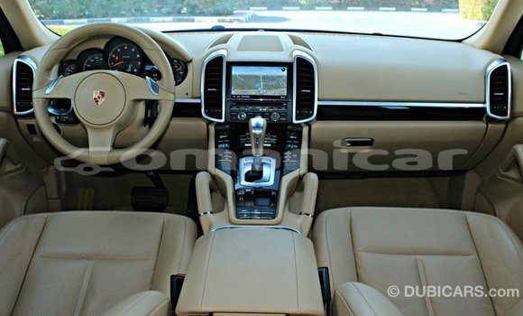 Buy Import Porsche Cayenne Brown Car in Import - Dubai in Dhufar Buy Import Porsche Cayenne Brown Car in Import - Dubai in Dhufar