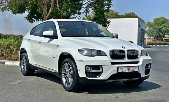 Buy Import BMW X6 White Car in Import - Dubai in Dhufar