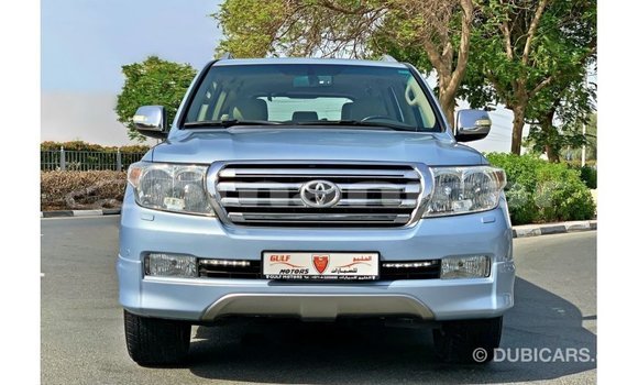 Buy Import Toyota Land Cruiser Blue Car in Import - Dubai in Dhufar Buy Import Toyota Land Cruiser Blue Car in Import - Dubai in Dhufar