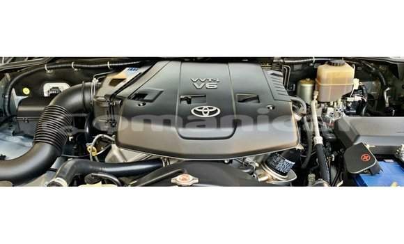 Buy Import Toyota Land Cruiser Blue Car in Import - Dubai in Dhufar Buy Import Toyota Land Cruiser Blue Car in Import - Dubai in Dhufar