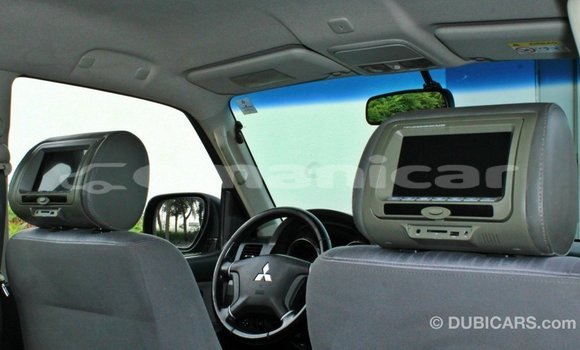 Buy Import Mitsubishi Pajero Brown Car in Import - Dubai in Dhufar Buy Import Mitsubishi Pajero Brown Car in Import - Dubai in Dhufar
