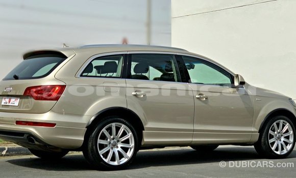 Buy Import Audi Q7 Other Car in Import - Dubai in Dhufar Buy Import Audi Q7 Other Car in Import - Dubai in Dhufar