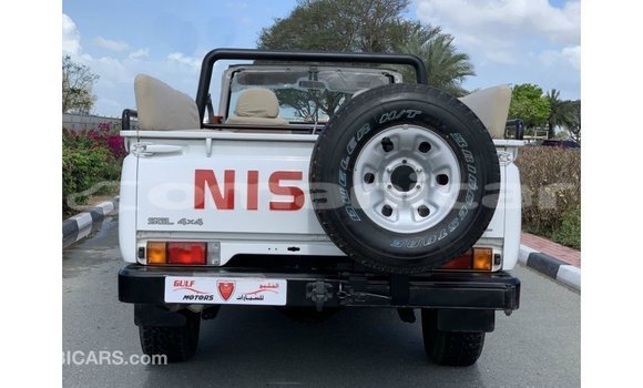 Buy Import Nissan Patrol White Car in Import - Dubai in Dhufar Buy Import Nissan Patrol White Car in Import - Dubai in Dhufar
