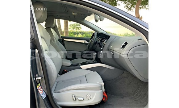 Buy Import Audi 100 Other Car in Import - Dubai in Dhufar Buy Import Audi 100 Other Car in Import - Dubai in Dhufar