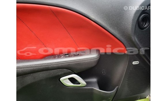 Buy Import Dodge Challenger White Car in Import - Dubai in Dhufar Buy Import Dodge Challenger White Car in Import - Dubai in Dhufar