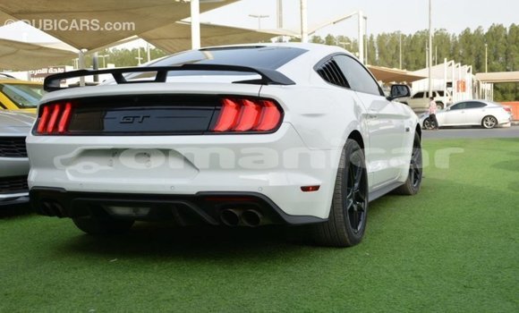 Buy Import Ford Mustang White Car in Import - Dubai in Dhufar Buy Import Ford Mustang White Car in Import - Dubai in Dhufar