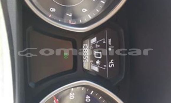 Buy Used Hyundai Elantra Red Car in Muscat in Masqat Buy Used Hyundai Elantra Red Car in Muscat in Masqat