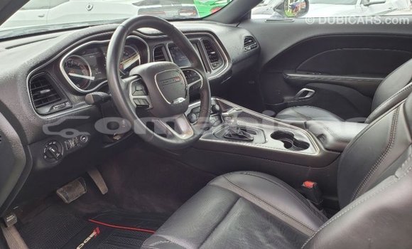 Buy Import Dodge Challenger White Car in Import - Dubai in Dhufar Buy Import Dodge Challenger White Car in Import - Dubai in Dhufar