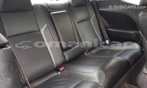 Buy Import Dodge Challenger White Car in Import - Dubai in Dhufar Buy Import Dodge Challenger White Car in Import - Dubai in Dhufar