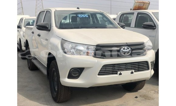 Buy Import Toyota Hilux White Car in Import - Dubai in Dhufar Buy Import Toyota Hilux White Car in Import - Dubai in Dhufar