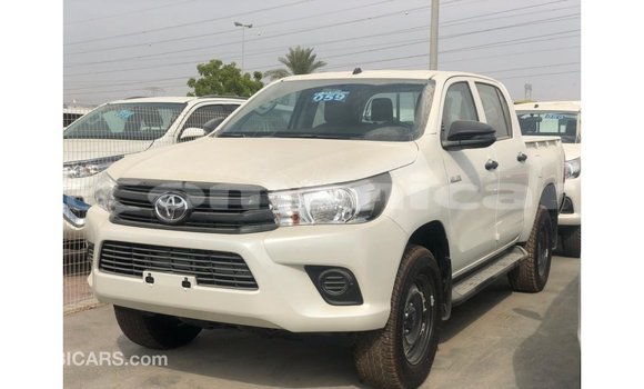 Buy Import Toyota Hilux White Car in Import - Dubai in Dhufar Buy Import Toyota Hilux White Car in Import - Dubai in Dhufar