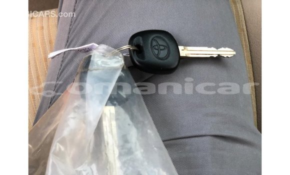 Buy Import Toyota Yaris White Car in Import - Dubai in Dhufar Buy Import Toyota Yaris White Car in Import - Dubai in Dhufar