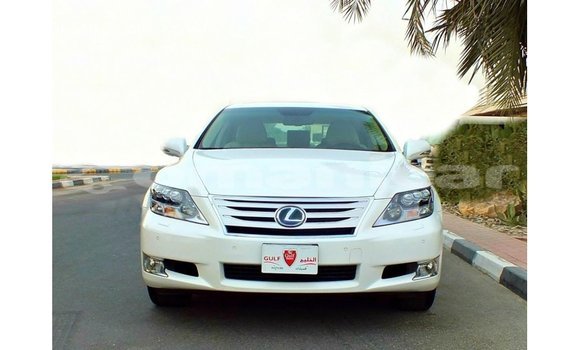 Buy Import Lexus LS White Car in Import - Dubai in Dhufar Buy Import Lexus LS White Car in Import - Dubai in Dhufar