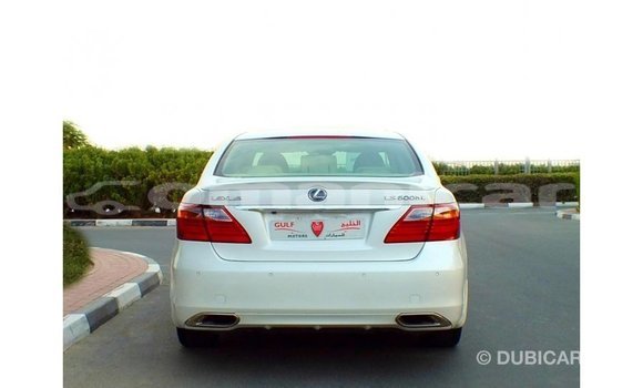 Buy Import Lexus LS White Car in Import - Dubai in Dhufar Buy Import Lexus LS White Car in Import - Dubai in Dhufar
