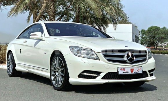 Buy Import Mercedes-Benz 190 White Car in Import - Dubai in Dhufar