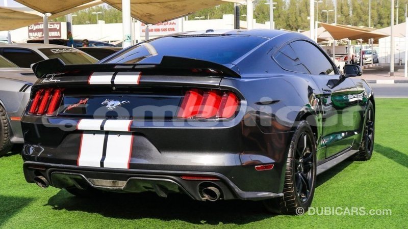 Big with watermark ford mustang dhufar import dubai 4004