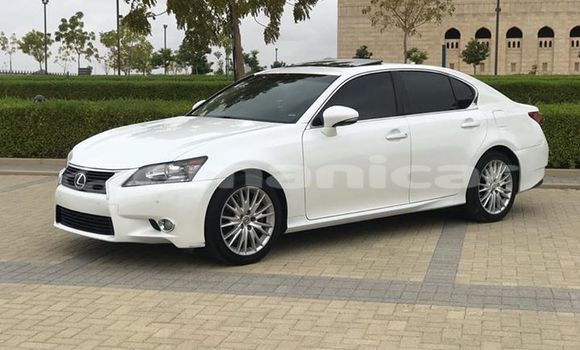 Buy Used Lexus GS White Car in Muscat in Masqat Buy Used Lexus GS White Car in Muscat in Masqat