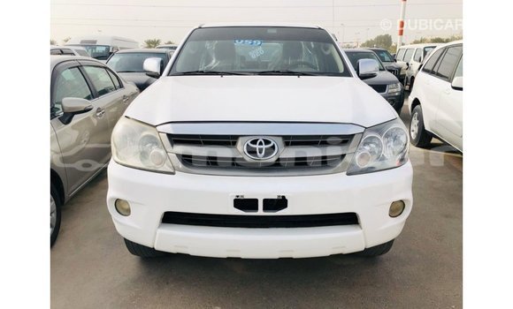 Buy Import Toyota Fortuner White Car in Import - Dubai in Dhufar Buy Import Toyota Fortuner White Car in Import - Dubai in Dhufar
