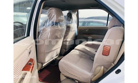 Buy Import Toyota Fortuner White Car in Import - Dubai in Dhufar Buy Import Toyota Fortuner White Car in Import - Dubai in Dhufar