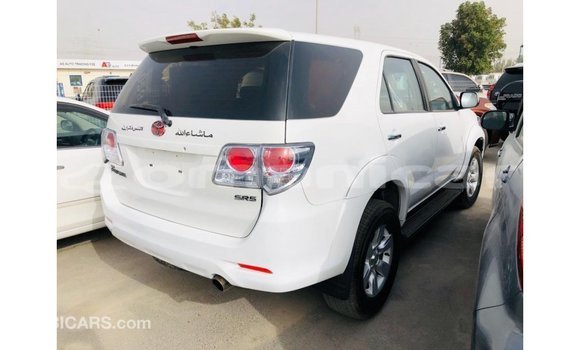 Buy Import Toyota Fortuner White Car in Import - Dubai in Dhufar Buy Import Toyota Fortuner White Car in Import - Dubai in Dhufar