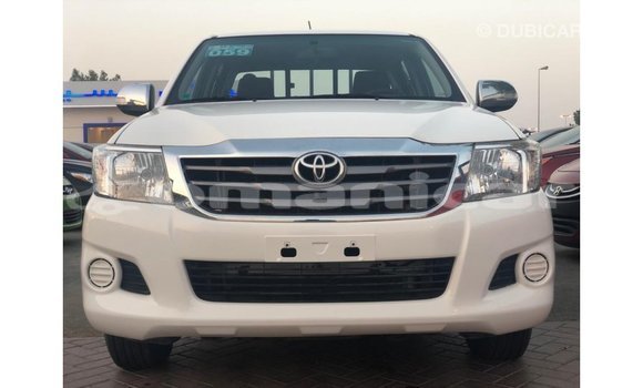 Buy Import Toyota Hilux White Car in Import - Dubai in Dhufar Buy Import Toyota Hilux White Car in Import - Dubai in Dhufar