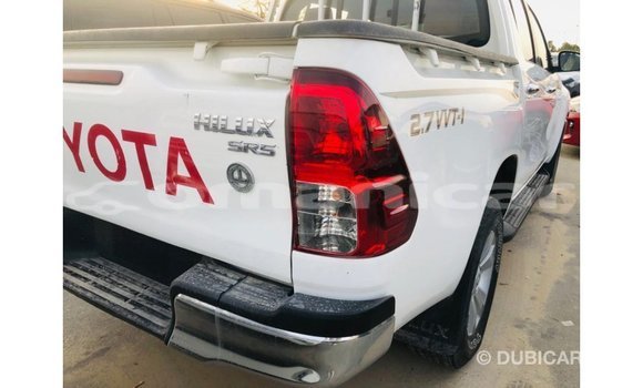 Buy Import Toyota Hilux White Car in Import - Dubai in Dhufar Buy Import Toyota Hilux White Car in Import - Dubai in Dhufar