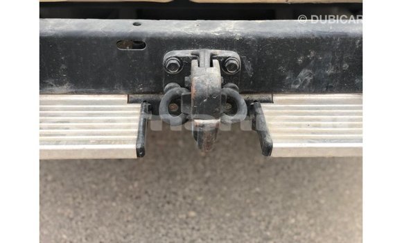 Buy Import Toyota Land Cruiser White Car in Import - Dubai in Dhufar Buy Import Toyota Land Cruiser White Car in Import - Dubai in Dhufar